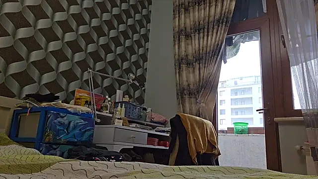 Snapshot of AlejandraDelaney chatting on December 2024 12:38:01 PM AlejandraDelaney online show from December 2024 12:38:01 PM