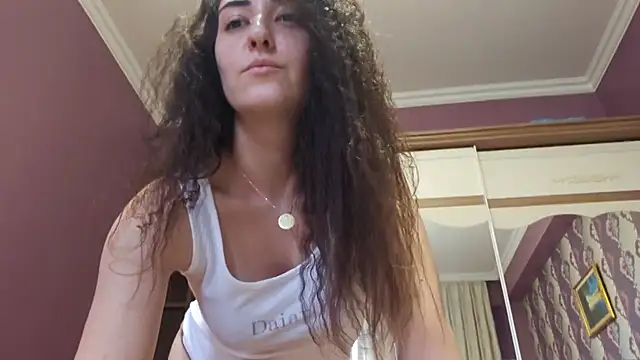 Snapshot of AlejandraDelaney chatting on October 2025 12:50:02 PM AlejandraDelaney online show from October 2025 12:50:02 PM