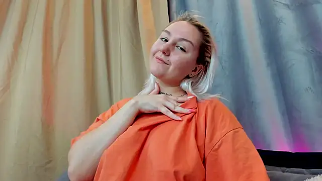 Snapshot of Debbie_Taylor chatting on December 2024 06:42:02 PM Debbie Taylor online show from December 2024 06:42:02 PM