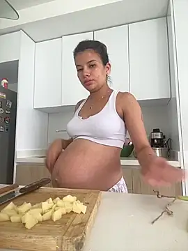 Snapshot of adop_me__ chatting on December 2024 06:50:01 PM adop me online show from December 2024 06:50:01 PM