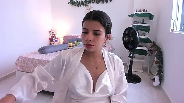 Snapshot of adop_me__ chatting on December 2024 12:19:01 PM adop me online show from December 2024 12:19:01 PM