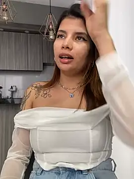 Snapshot of adop_me__ chatting on March 2025 10:06:01 PM adop me online show from March 2025 10:06:01 PM