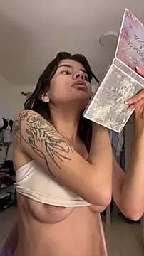 Snapshot of adop_me__ chatting on October 2025 10:29:01 PM adop me online show from October 2025 10:29:01 PM