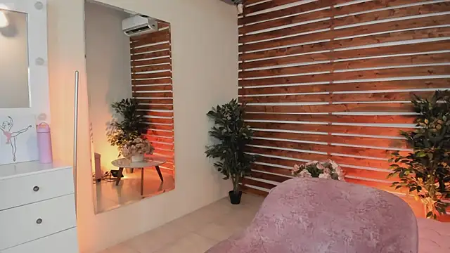 Snapshot of Sapphire_Venuss chatting on January 2025 10:10:01 PM Sapphire Venuss online show from January 2025 10:10:01 PM