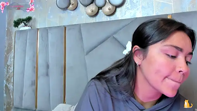 KimDevinne online show from February 2026 02:54:01 AM