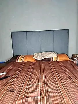 ThickPearlx23 online show from March 2026 06:20:01 PM