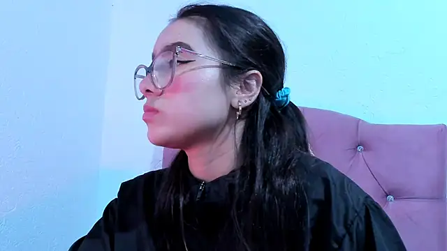 teffy lee online show from February 2025 08:49:02 PM