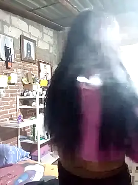 yovana13 online show from November 2025 06:24:02 AM