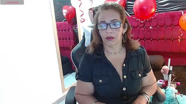 Snapshot of PervertedMature chatting on March 2025 03:22:01 AM PervertedMature online show from March 2025 03:22:01 AM