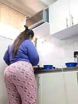 Chloee ep online show from February 2025 06:55:01 PM