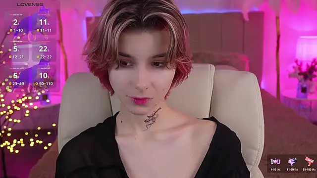 HaylaAmber online show from December 2024 08:10:02 PM