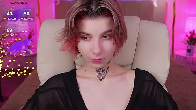 HaylaAmber online show from December 2024 05:40:01 PM