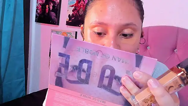 Mila nixon02 online show from September 2025 05:25:01 PM