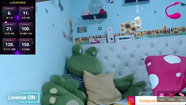 Snapshot of ana_studio chatting on February 2026 03:54:02 PM ana studio online show from February 2026 03:54:02 PM