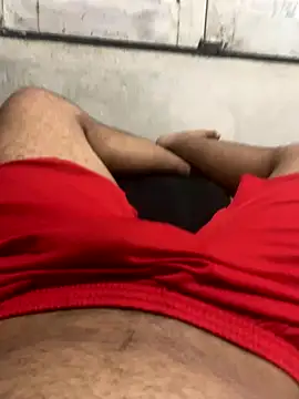 Snapshot of VouchingLagging chatting on September 2025 03:00:02 AM VouchingLagging online show from September 2025 03:00:02 AM