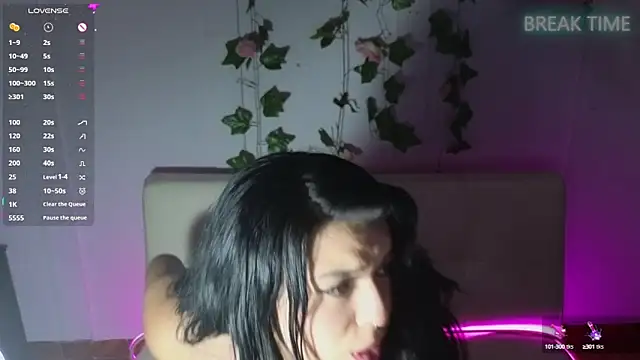 Alahia7demon online show from September 2025 10:58:02 AM