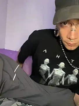 Seebohm1111 online show from January 2025 01:00:01 AM