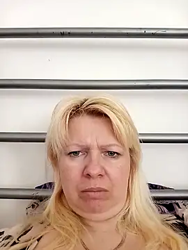 Lauri scherri online show from May 2026 01:05:01 PM