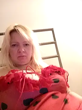 Lauri scherri online show from May 2026 10:59:01 PM