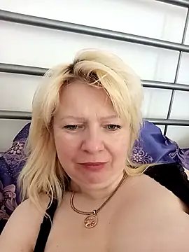 Lauri scherri online show from May 2026 10:36:01 AM