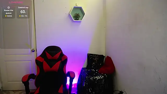 AuroraRojas online show from November 2025 09:24:02 PM