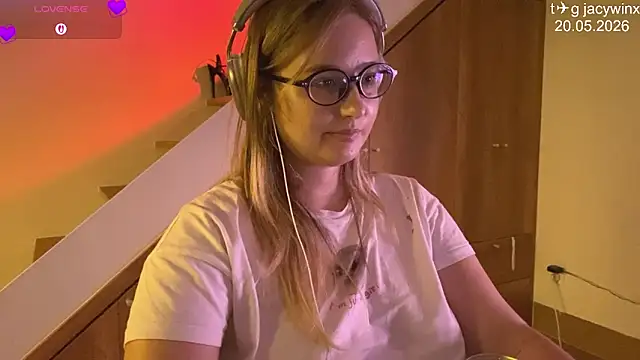 JacyWinslat online show from May 2026 02:34:01 PM
