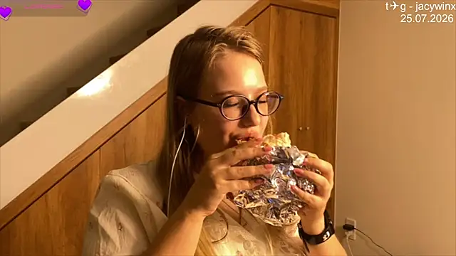JacyWinslat online show from July 2026 01:41:02 PM