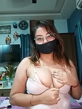 Snapshot of Cute-mona chatting on July 2026 10:29:01 AM Cute-mona online show from July 2026 10:29:01 AM