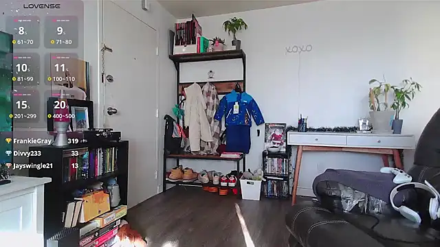 Kittyymaze1 online show from December 2024 04:49:01 PM