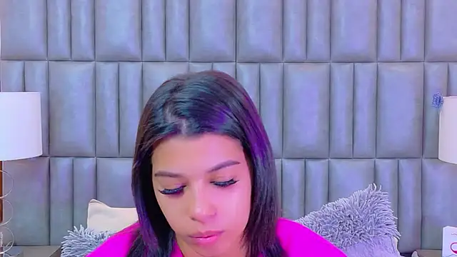 TiaraRosse online show from April 2026 11:56:01 AM