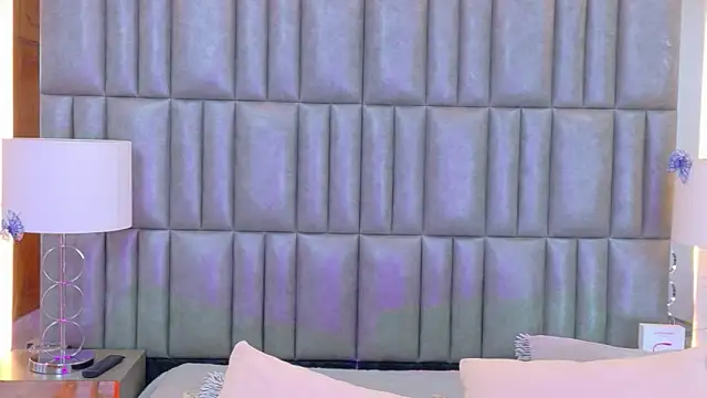 TiaraRosse online show from May 2026 12:09:02 PM