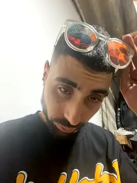 macg96 online show from November 2025 07:34:02 AM