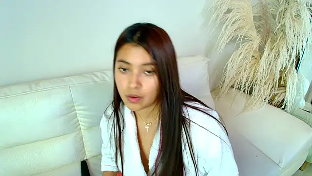 Rebeca Williams  online show from February 2025 03:42:01 AM