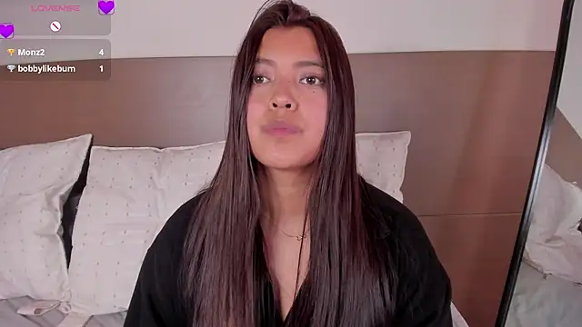 Rebeca Williams  online show from June 2026 02:33:01 PM
