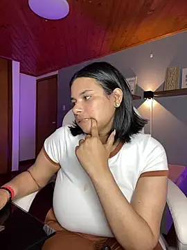 Snapshot of Isabella_boobd chatting on January 2025 01:20:01 AM Isabella boobd online show from January 2025 01:20:01 AM