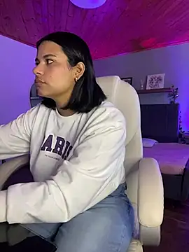 Snapshot of Isabella_boobd chatting on January 2025 07:22:01 PM Isabella boobd online show from January 2025 07:22:01 PM