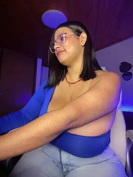 Snapshot of Isabella_boobd chatting on April 2026 07:30:01 PM Isabella boobd online show from April 2026 07:30:01 PM