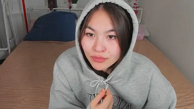 Jennifer murr online show from March 2025 04:32:01 PM