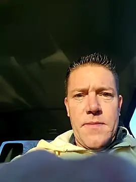 Bigtater1999 online show from December 2025 12:43:02 PM