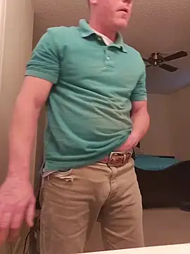 Bigtater1999 online show from June 2026 10:44:02 PM