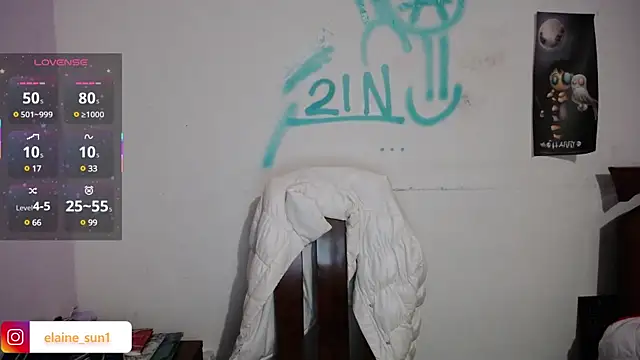 Snapshot of elaine_sun chatting on March 2025 05:00:02 AM elaine sun online show from March 2025 05:00:02 AM