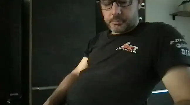 unconnudu21000 online show from February 2025 03:53:01 PM