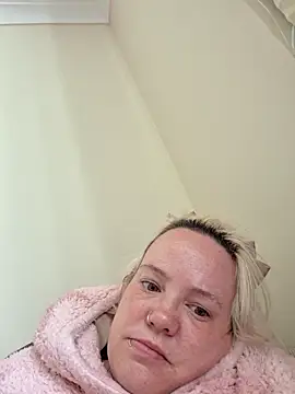 Snapshot of Bigbustedcurvylady chatting on May 2026 12:57:02 PM Bigbustedcurvylady online show from May 2026 12:57:02 PM