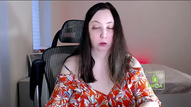 cute and hot online show from February 2026 02:46:02 PM