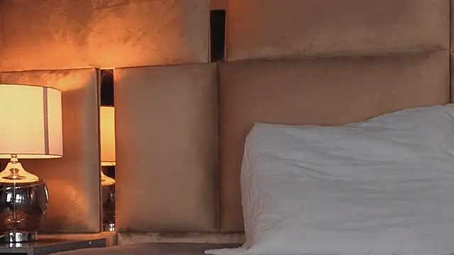 angelinepossy online show from September 2025 09:15:01 PM