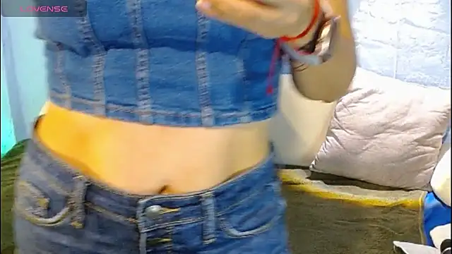 Snapshot of venus_swet_ chatting on September 2025 12:21:01 AM venus swet online show from September 2025 12:21:01 AM