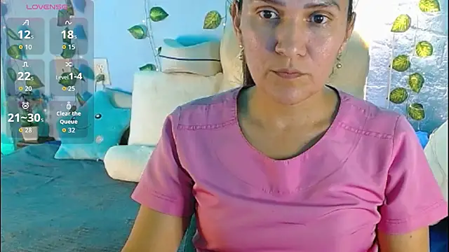 Snapshot of venus_swet_ chatting on October 2025 12:52:02 AM venus swet online show from October 2025 12:52:02 AM