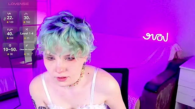 School Love online show from January 2025 01:03:02 PM