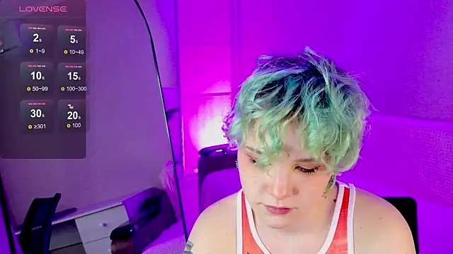 School Love online show from January 2025 01:09:01 PM