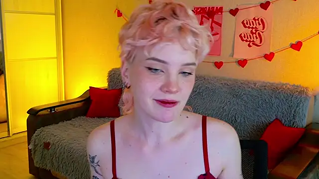 School Love online show from October 2025 11:16:01 AM